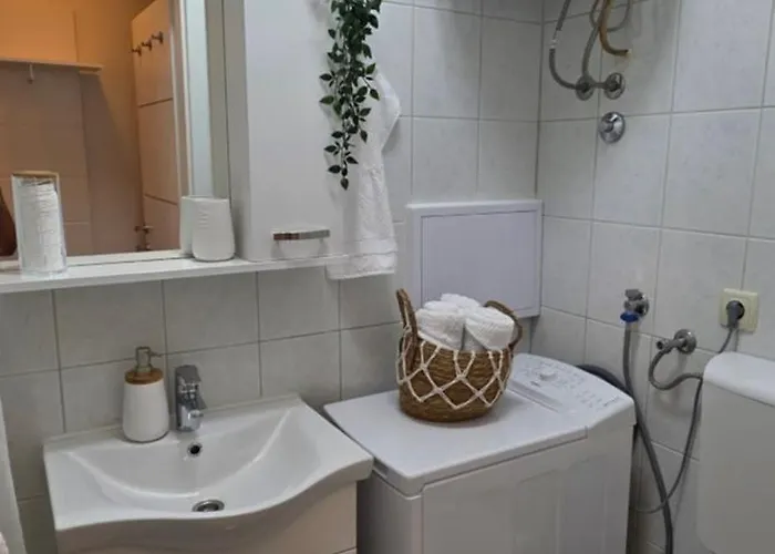 Apartment Paeonia *