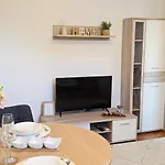 Paeonia Апартаменты *